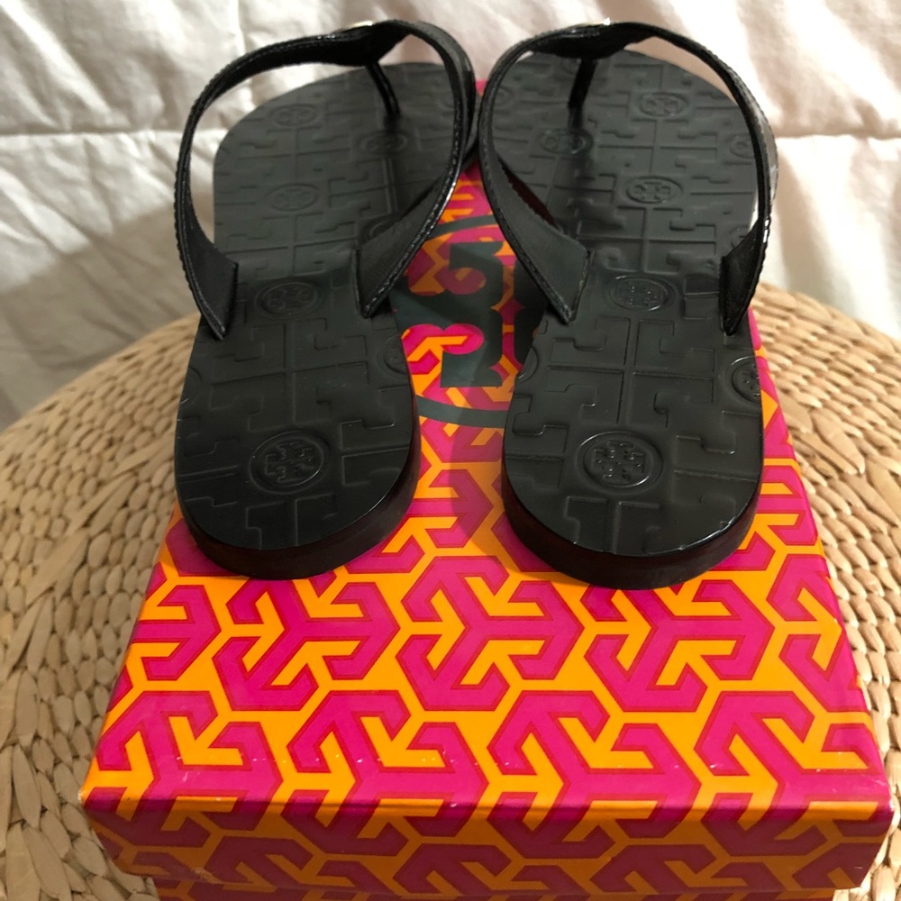 Tory Burch Thora Flat Sandal - Size 8